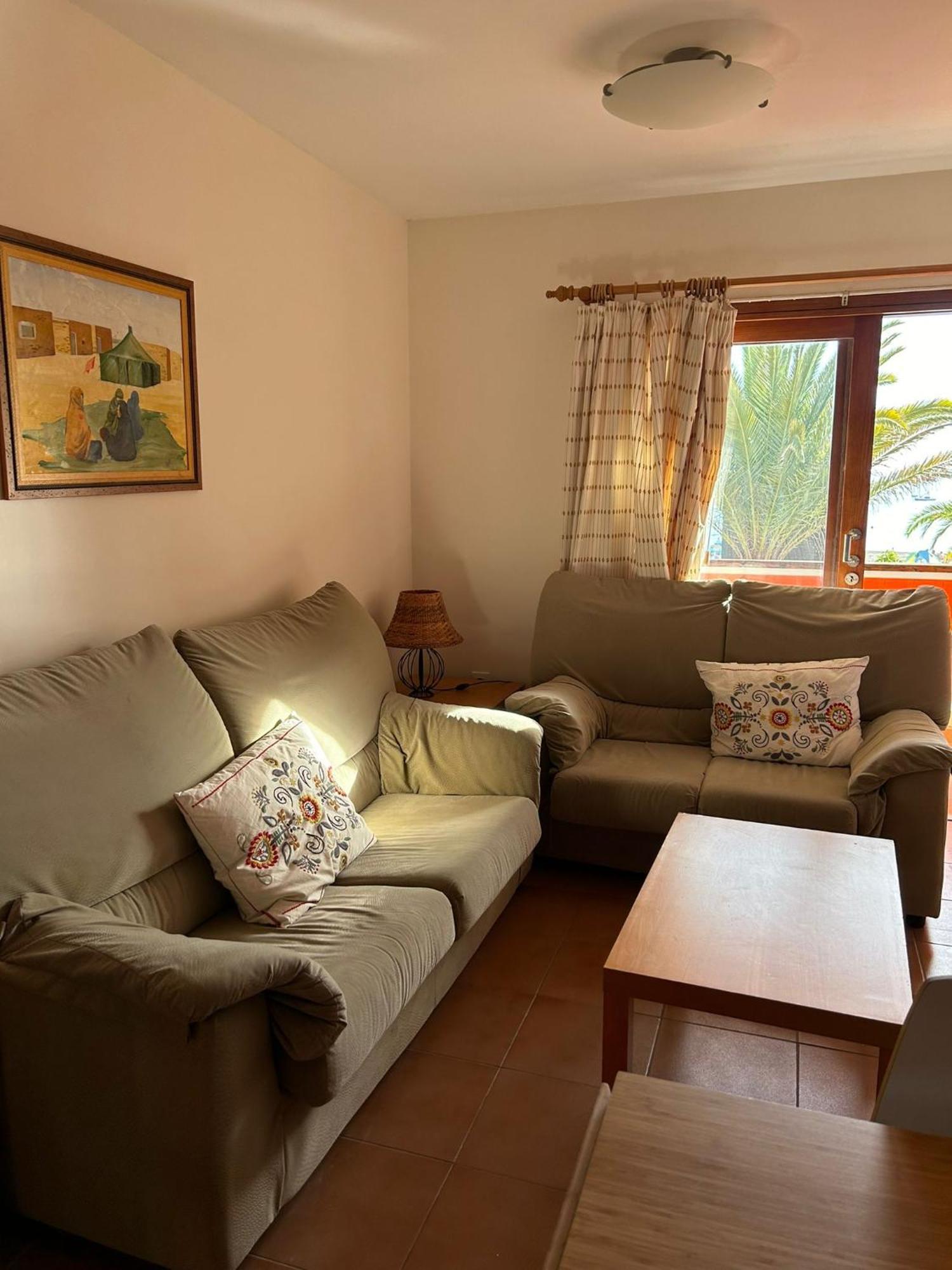 Prime Beachfront Location, Free Parking, Steps To The Appartement Los Cristianos (Tenerife)
